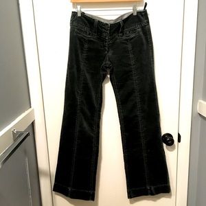 Green velvet pants -size 6
